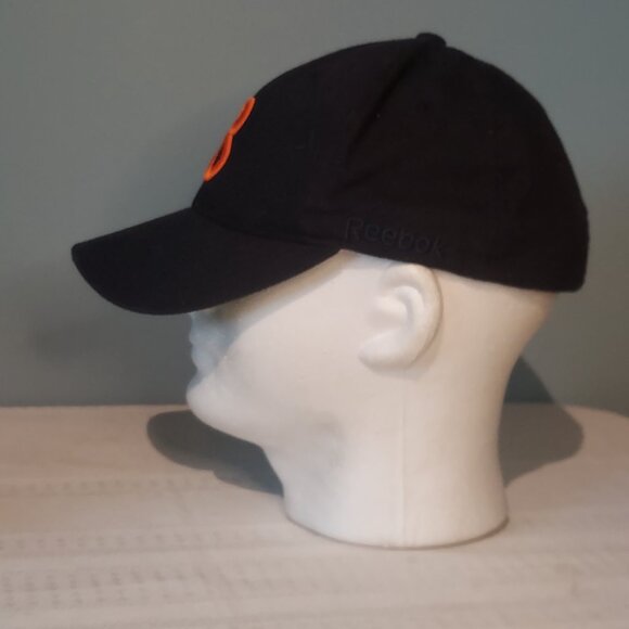 Black Reebok Chicago Bears Hat - Picture 5 of 5